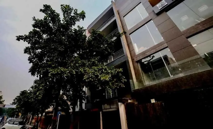 Collection O Kailash Enclave Delhi  Delhi (National Capital Territory of India)