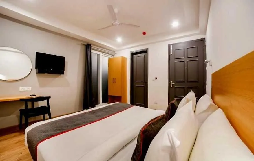 **** Hotel Collection O Kailash Enclave Delhi  India