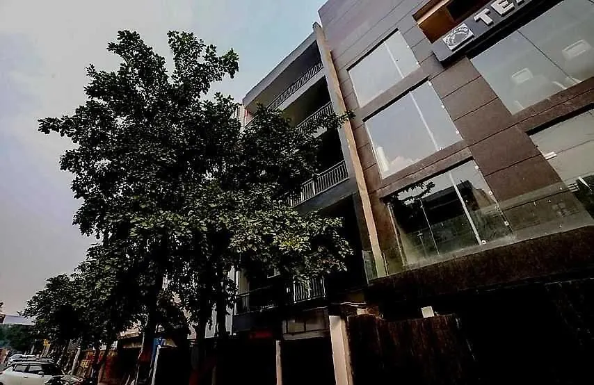 Collection O Kailash Enclave Delhi  4*, Delhi (National Capital Territory of India)